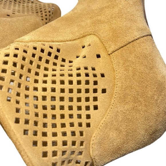 Diane Von Furstenberg Jaen Perforated Almond Toe Bootie in Sand Size 10 NWT - Picture 8 of 12